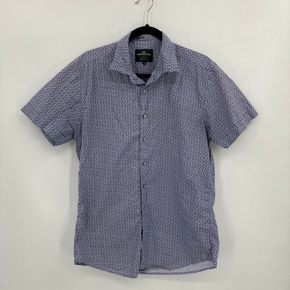 Rodd & Gunn Italian Woven Sports Fit Shirt Red Parrot Print Size Medium